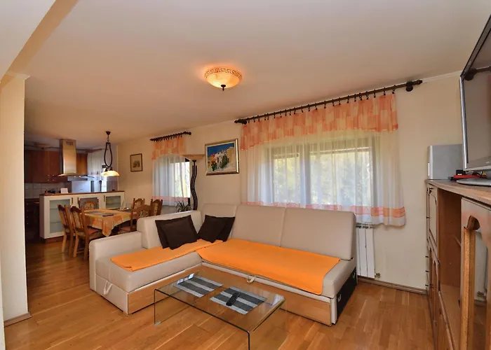 Tadey Apartman